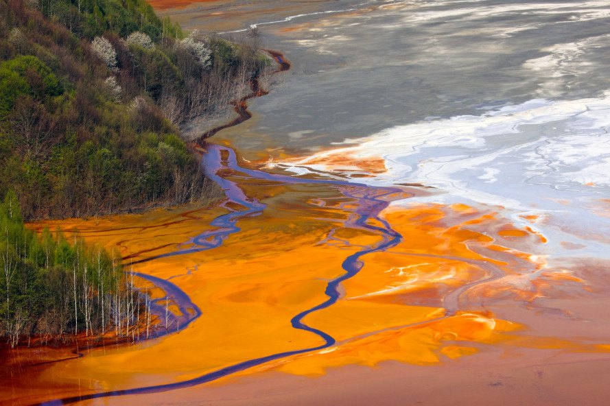 a diagram showing how lithium mining affects the biosphere